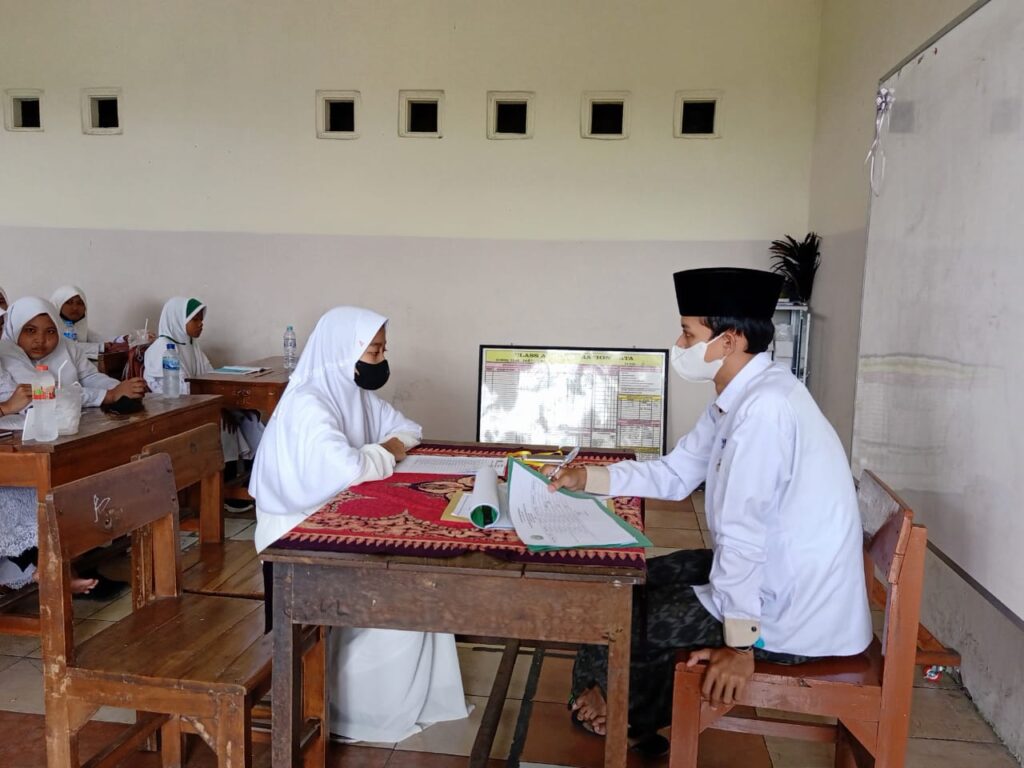 Siswa MIN 4 Jombang laksanakan ujian Praktik Pondok Pesantren Darul 'Ulum