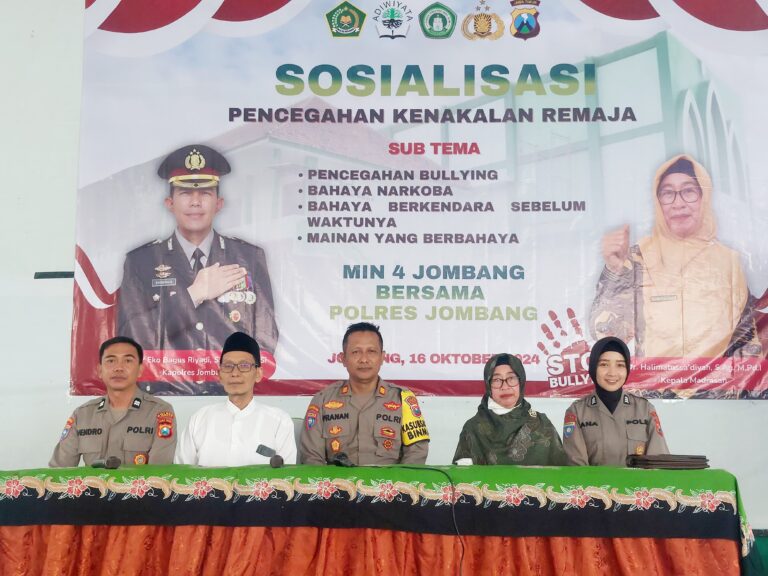 MIN 4 Jombang Bersama Polres Jombang Gelar Sosialisasi Pencegahan Kenakalan Remaja