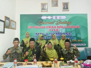 SUKSESNYA PELAKSANAAN PENILAIAN KINERJA KEPALA MADRASAH DI MIN 4 JOMBANG