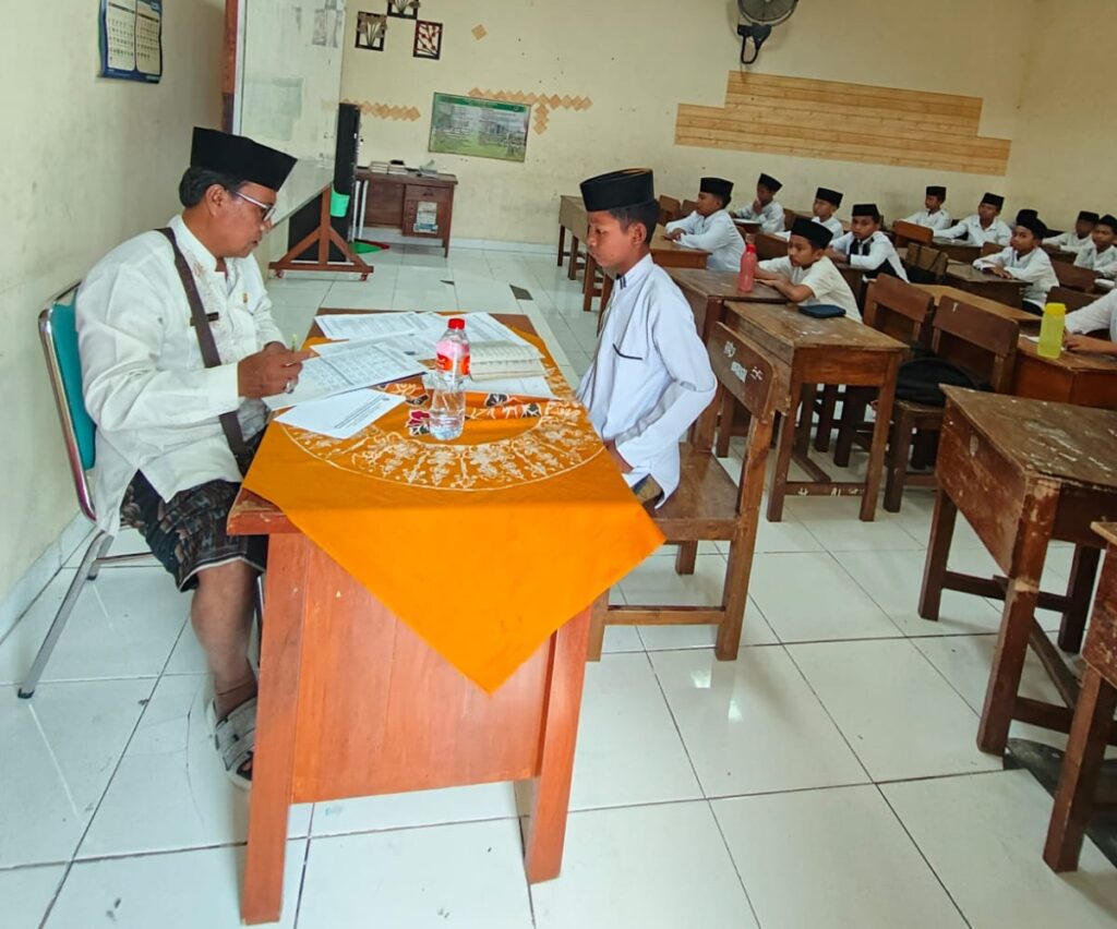Wujudkan Generasi Berkarakter Islami, MIN 4 Jombang Gelar Ujian Praktik Keagamaan