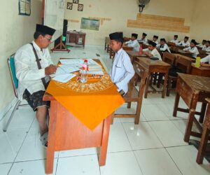 Wujudkan Generasi Berkarakter Islami, MIN 4 Jombang Gelar Ujian Praktik Keagamaan