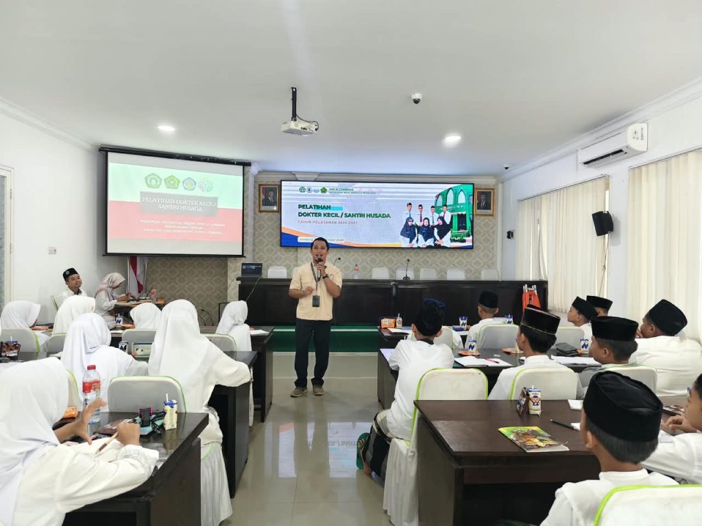 Ciptakan Generasi Pelopor Kesehatan, MIN 4 Jombang Gelar Pelatihan Dokter Kecil dan Santri Husada